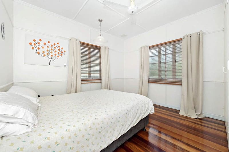 69 Connaught Street, Sandgate - Thumbnail 2