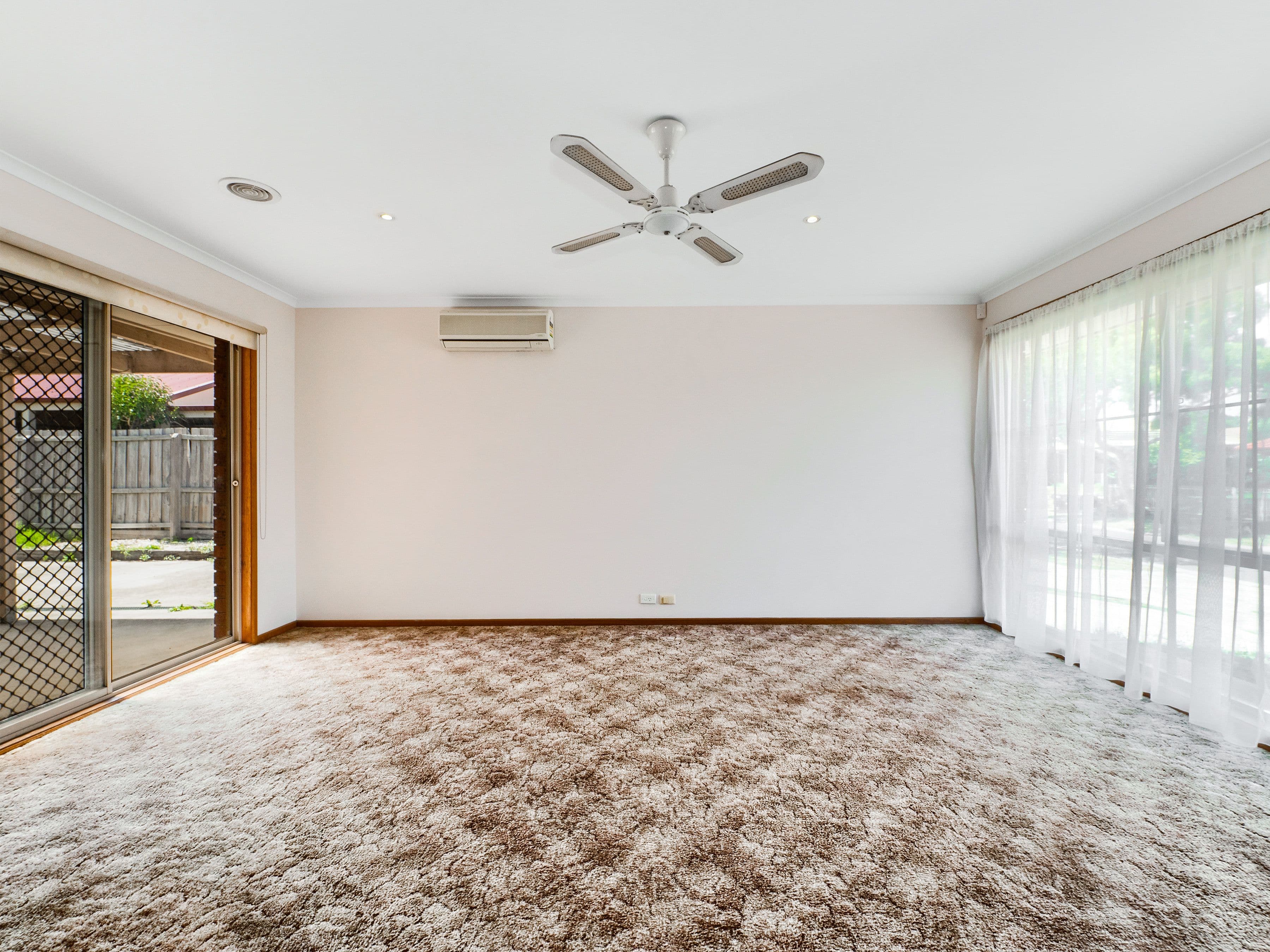 34 Heywood Crescent, Cranbourne North VIC 3977, Cranbourne North - Thumbnail 3
