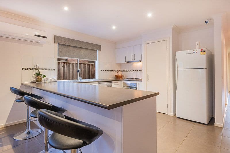 6 Islington Avenue, Cranbourne North VIC 3977, Cranbourne North - Thumbnail 4