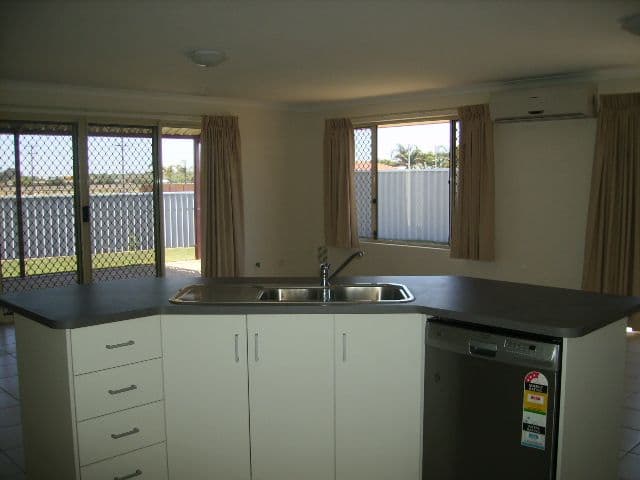 2 whitworth Street, SUNSET BEACH WA 6530, Sunset Beach - Thumbnail 3
