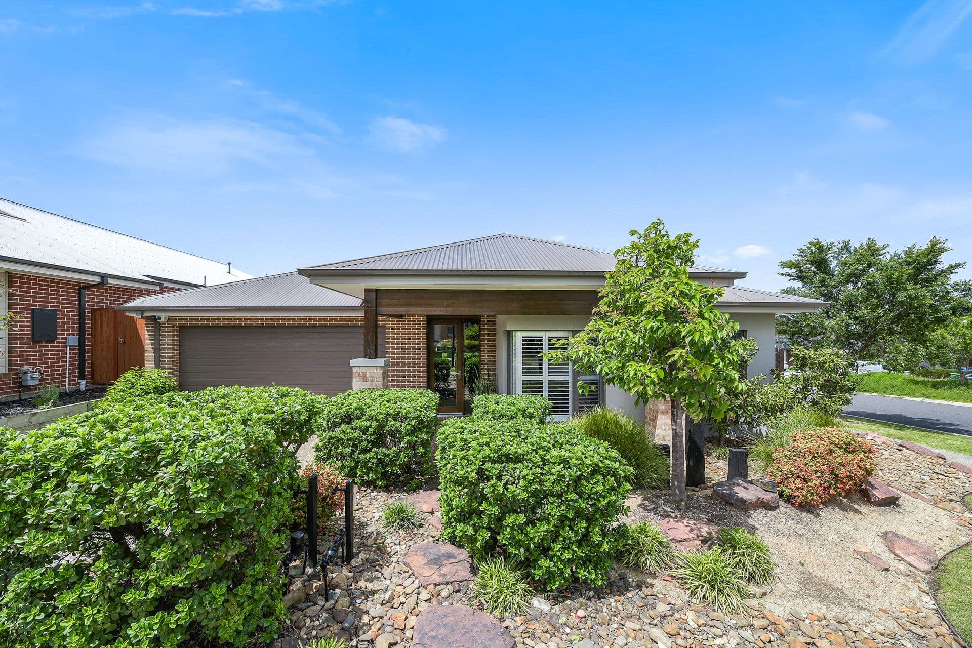 2 Cato Way, Pakenham VIC 3810, Pakenham - Thumbnail 3