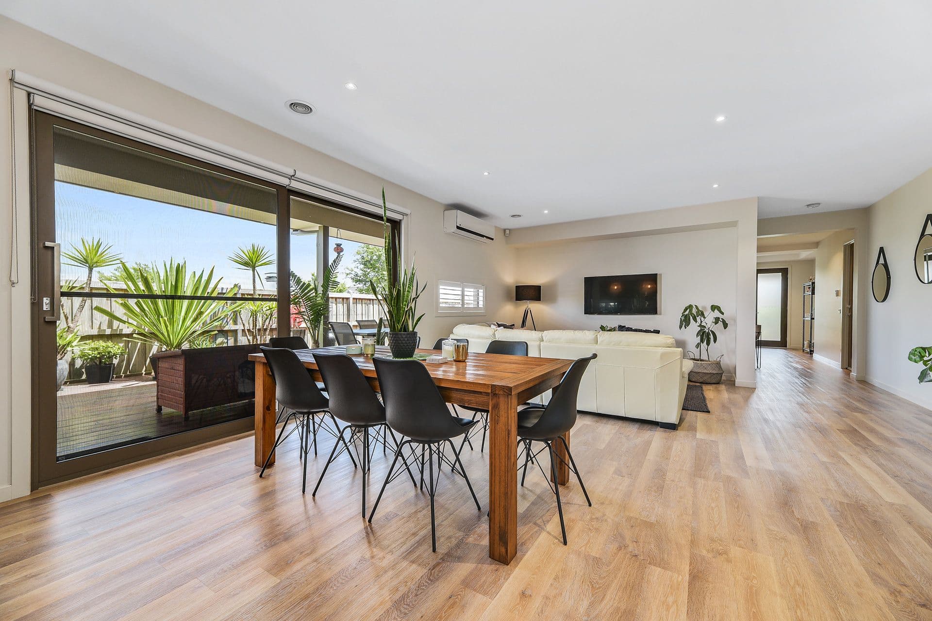2 Cato Way, Pakenham VIC 3810, Pakenham - Thumbnail 7