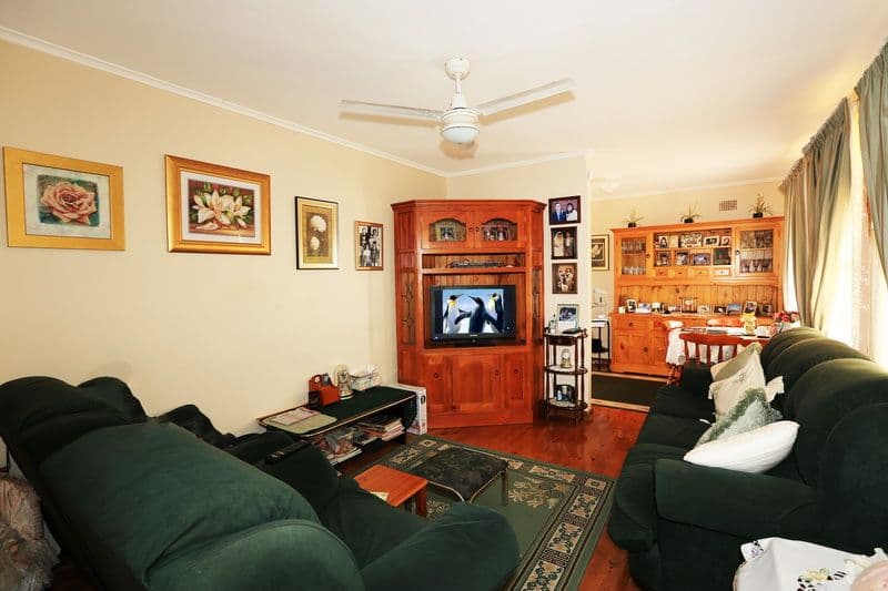 24 Seccombe Street, NOWRA NSW 2541, Nowra - Thumbnail 4