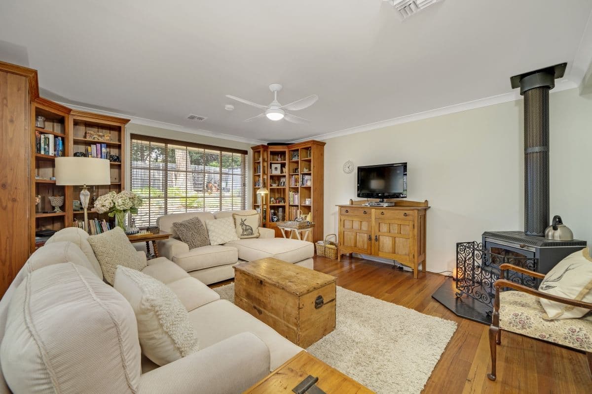 18 Nugent Close, Jerrabomberra - Thumbnail 8