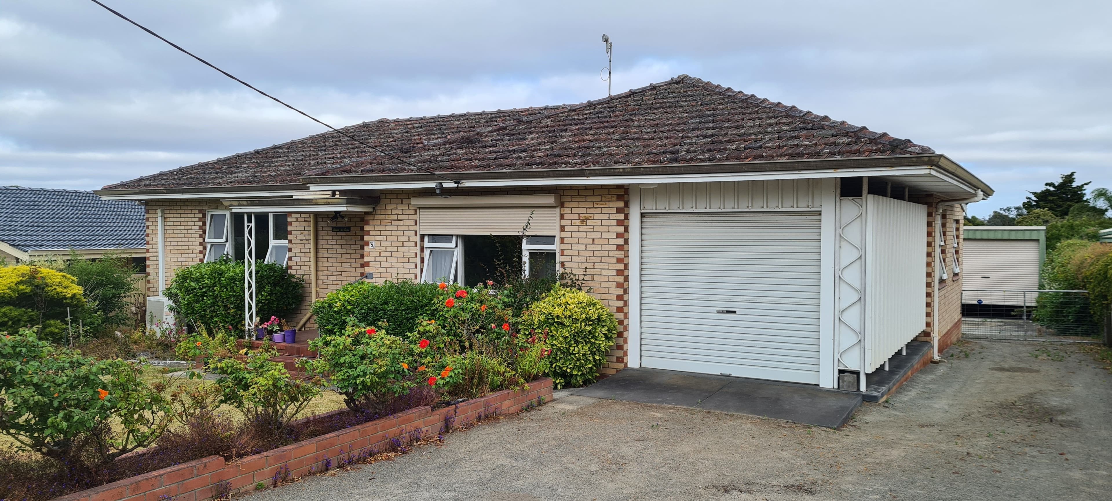 5 Nunarrup Street, Mount Barker WA 6324, Mount Barker - Image 1