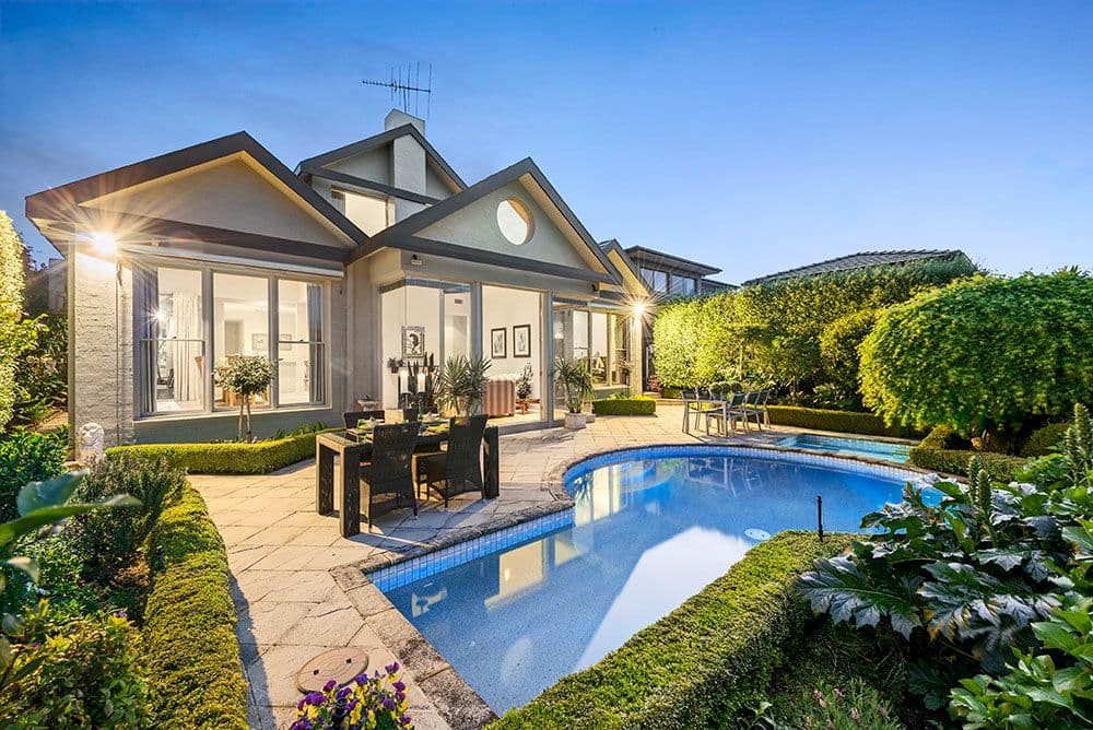 17 Nedlands Court, DONCASTER EAST VIC 3109, Doncaster East - Thumbnail 2