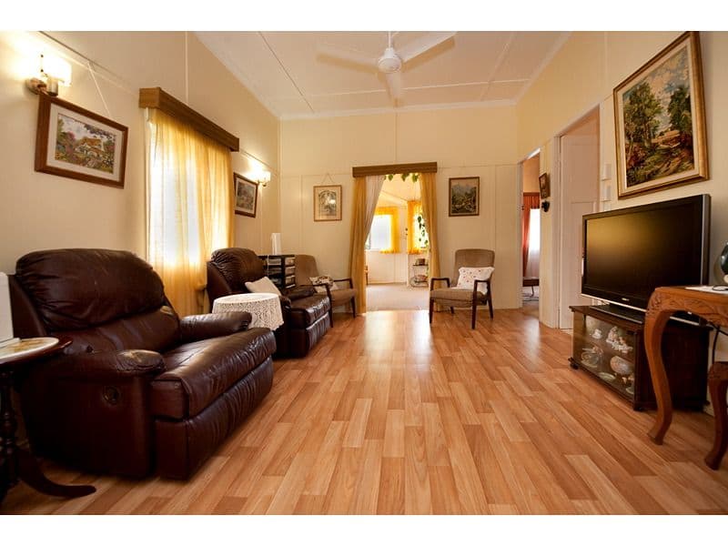 14 Tomkins Street, BERSERKER QLD 4701, Berserker - Thumbnail 2