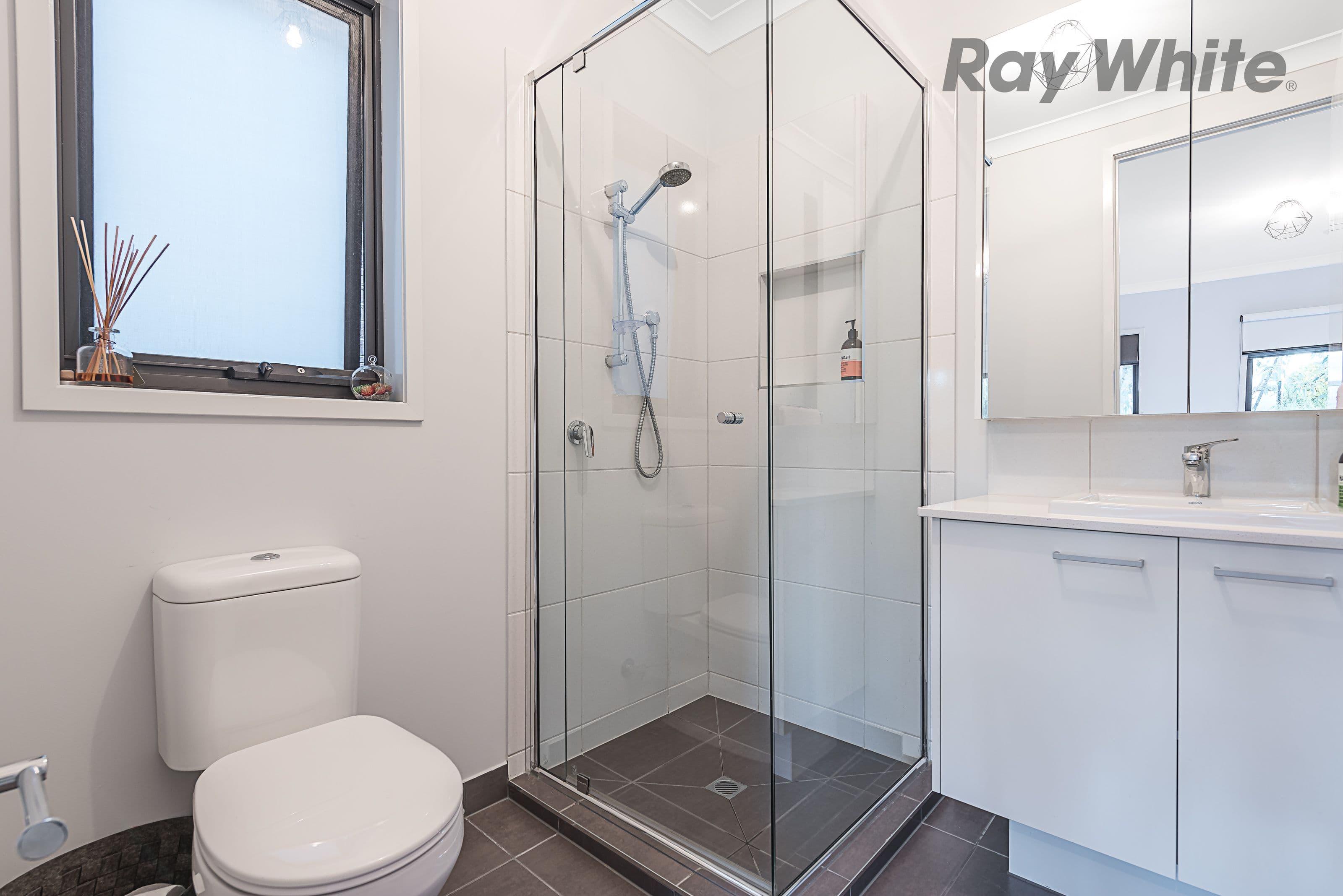 12 LE GREW Street, Croydon VIC 3136, Croydon - Thumbnail 6