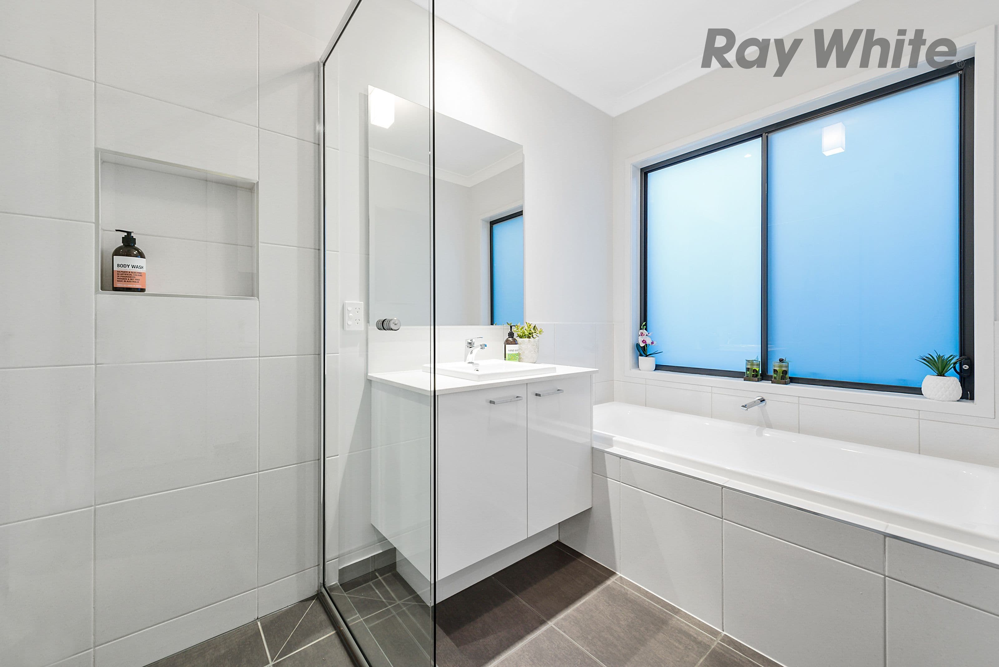 12 LE GREW Street, Croydon VIC 3136, Croydon - Thumbnail 8