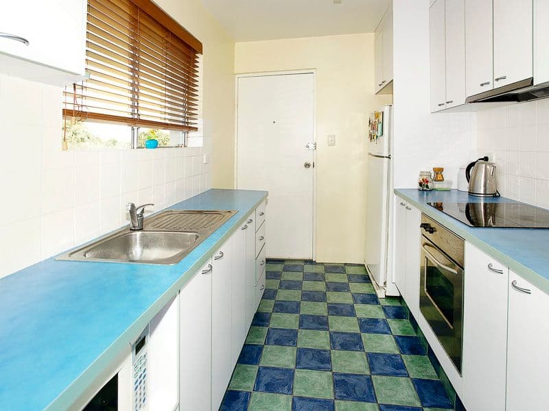 34 Woodcliffe Crescent, WOODY POINT QLD 4019, Woody Point - Thumbnail 6