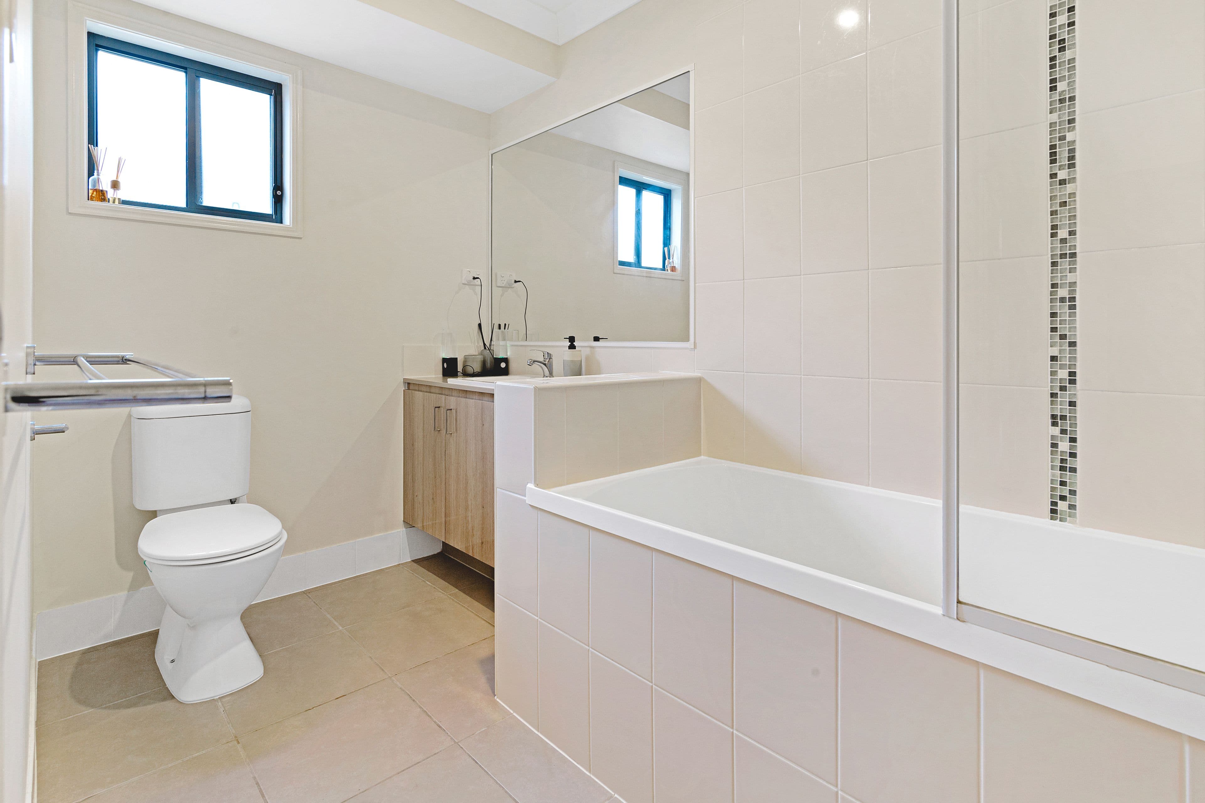 43 Damian Leeding Way, Upper Coomera QLD 4209, Upper Coomera - Thumbnail 8
