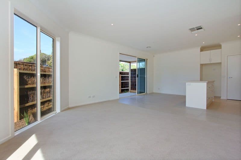  30 Warranilla Avenue, ROSEBUD VIC 3939, Rosebud - Thumbnail 3
