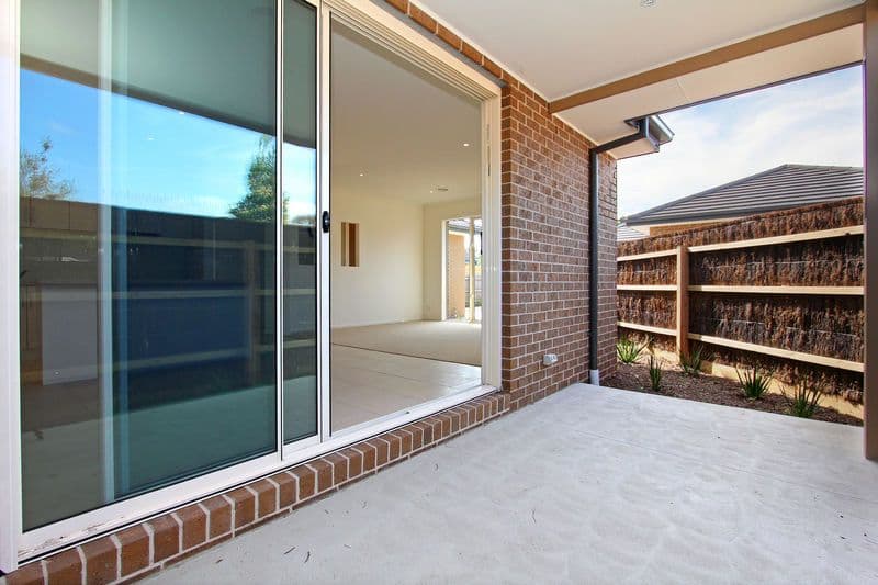  30 Warranilla Avenue, ROSEBUD VIC 3939, Rosebud - Thumbnail 4