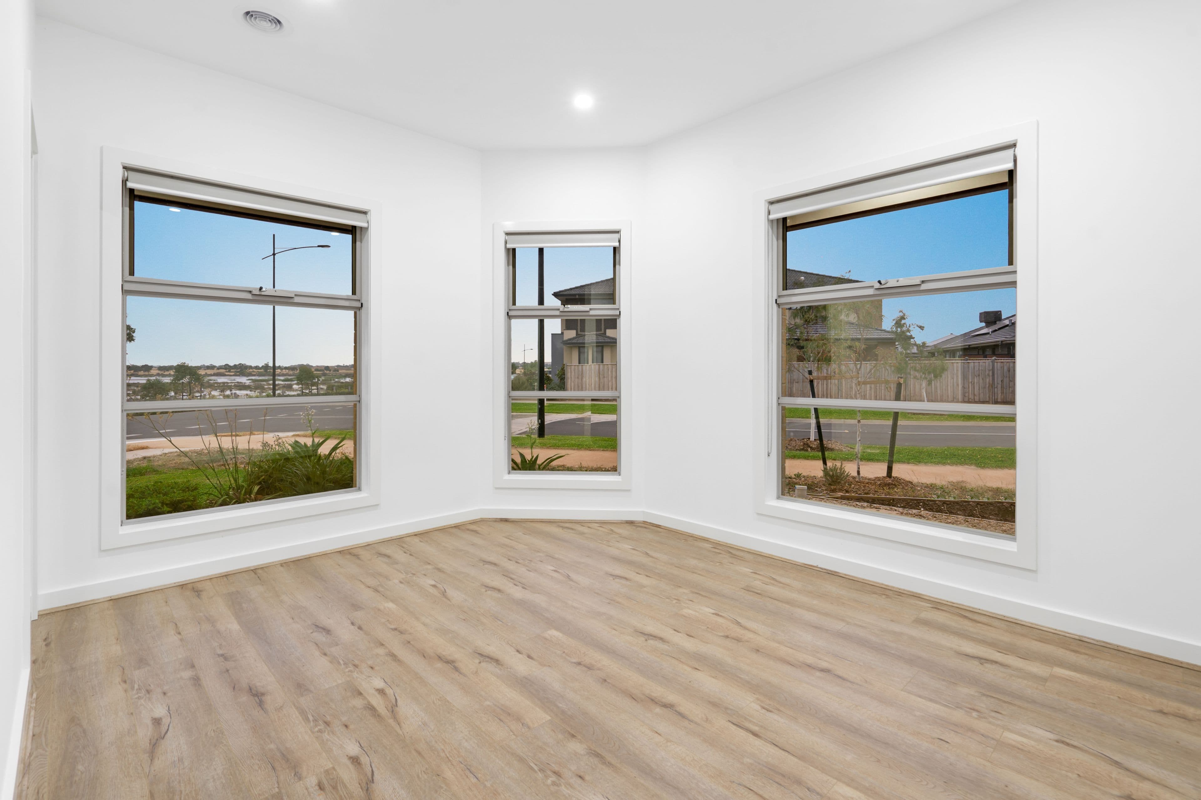 14 Featherwood Drive, AINTREE VIC 3336, Aintree - Thumbnail 7