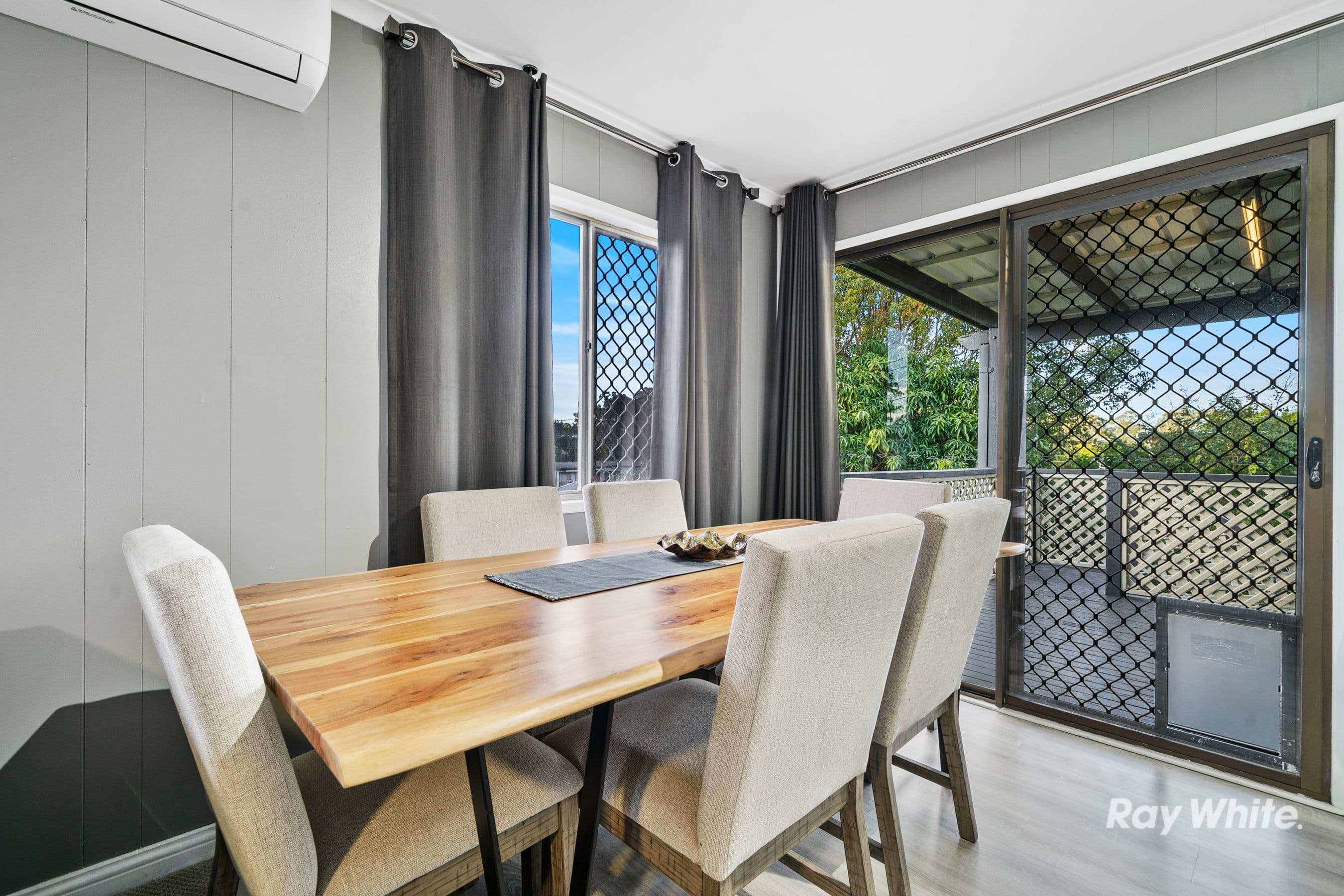33 Carcoola Street, Kingston QLD 4114, Kingston - Thumbnail 4