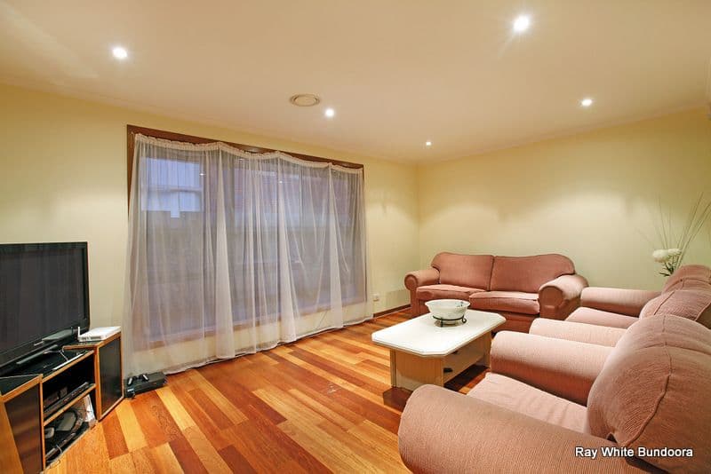 8 Callan Court, MILL PARK VIC 3082, Mill Park - Thumbnail 2