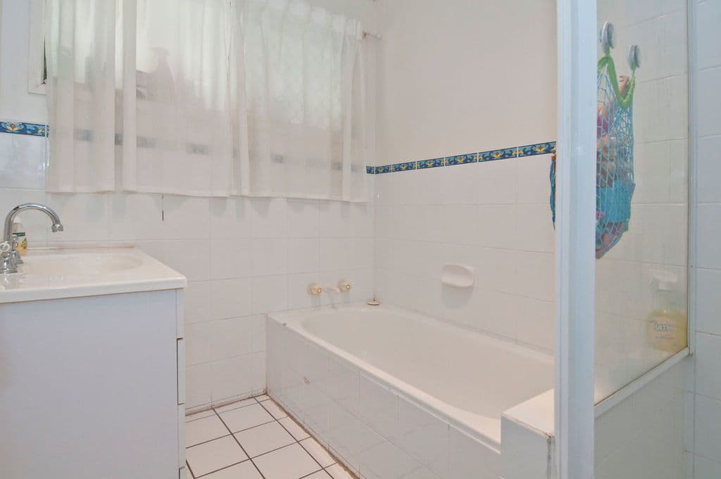 3 Old Trafford Road, Bethania QLD 4205, Bethania - Thumbnail 7