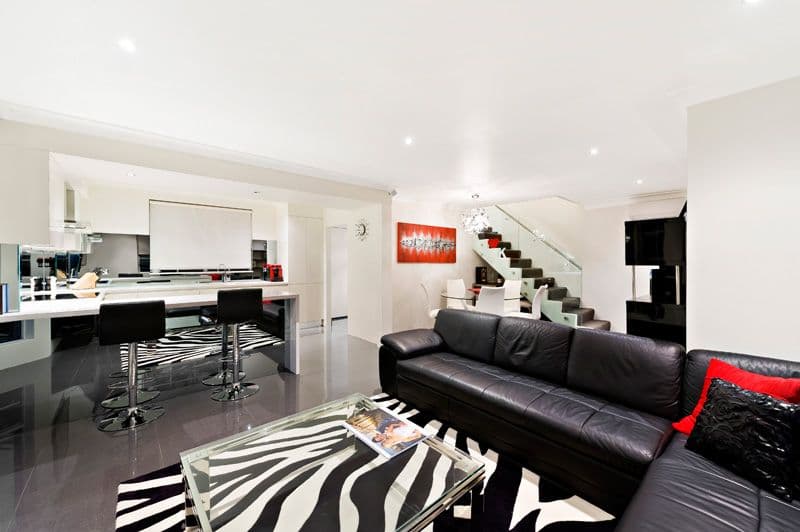 11 Melrose Avenue, SYLVANIA NSW 2224, Sylvania - Thumbnail 2