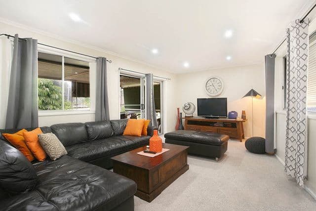 2 Marchmont Drive, Mittagong, Mittagong - Thumbnail 2