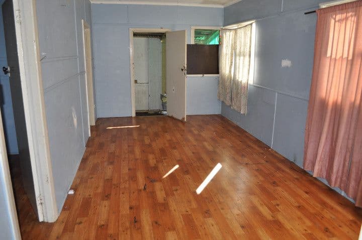 10 Douglas Avenue, FORSTER NSW 2428, Forster - Thumbnail 7