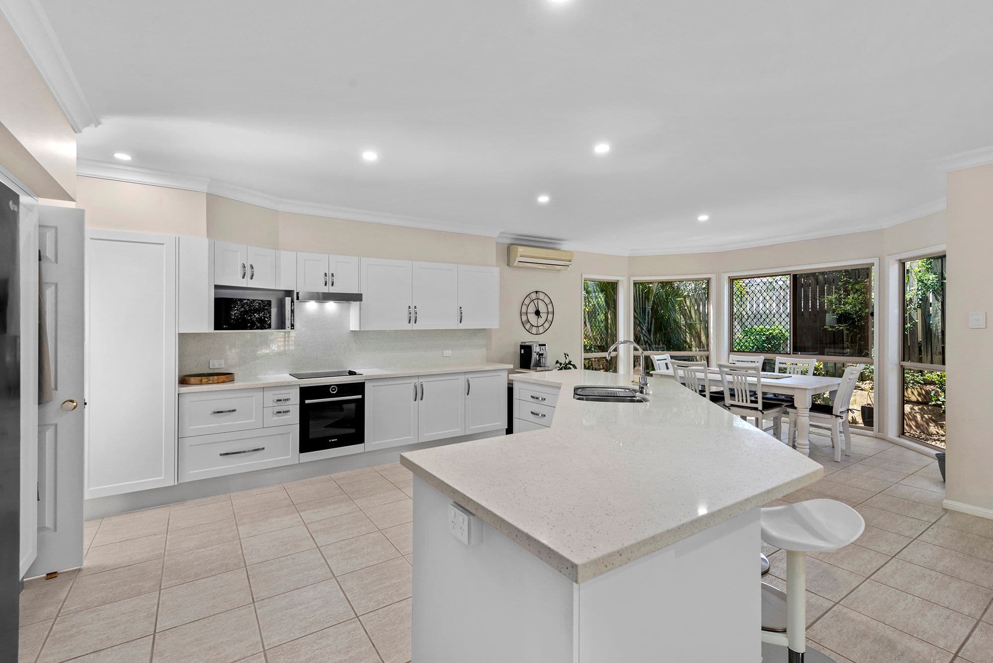 23 Edward Place, Sinnamon Park QLD 4073, Sinnamon Park - Thumbnail 5