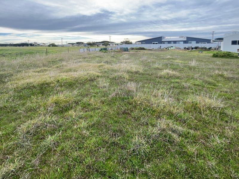 19 Ellen Avenue, Seaspray - Image 1