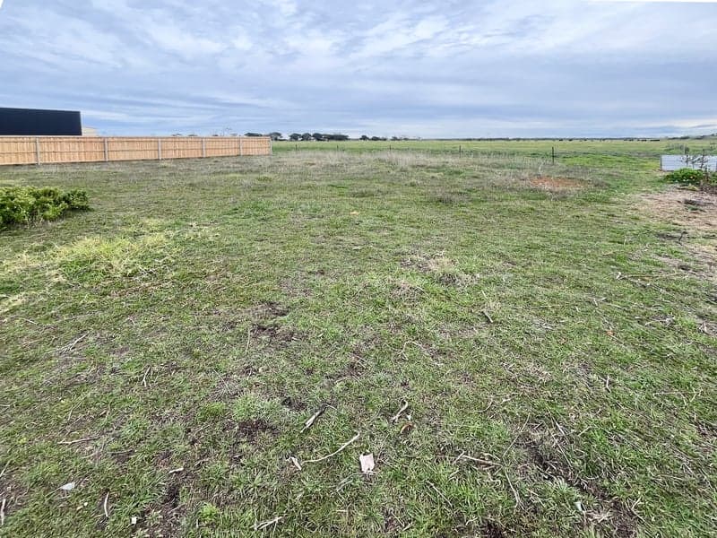 19 Ellen Avenue, Seaspray - Thumbnail 4