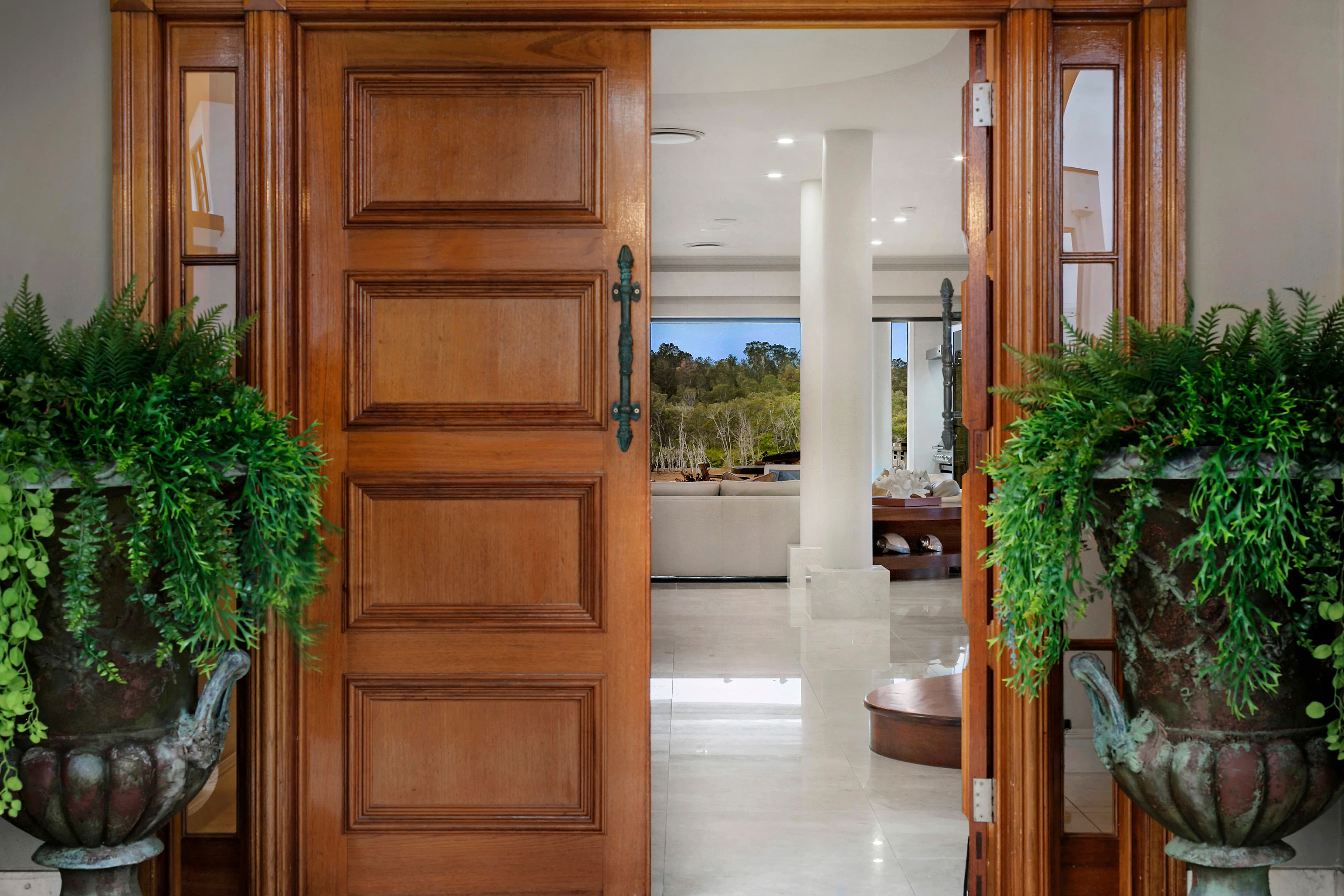 2134 The Circle, Sanctuary Cove QLD 4212, Sanctuary Cove - Thumbnail 3
