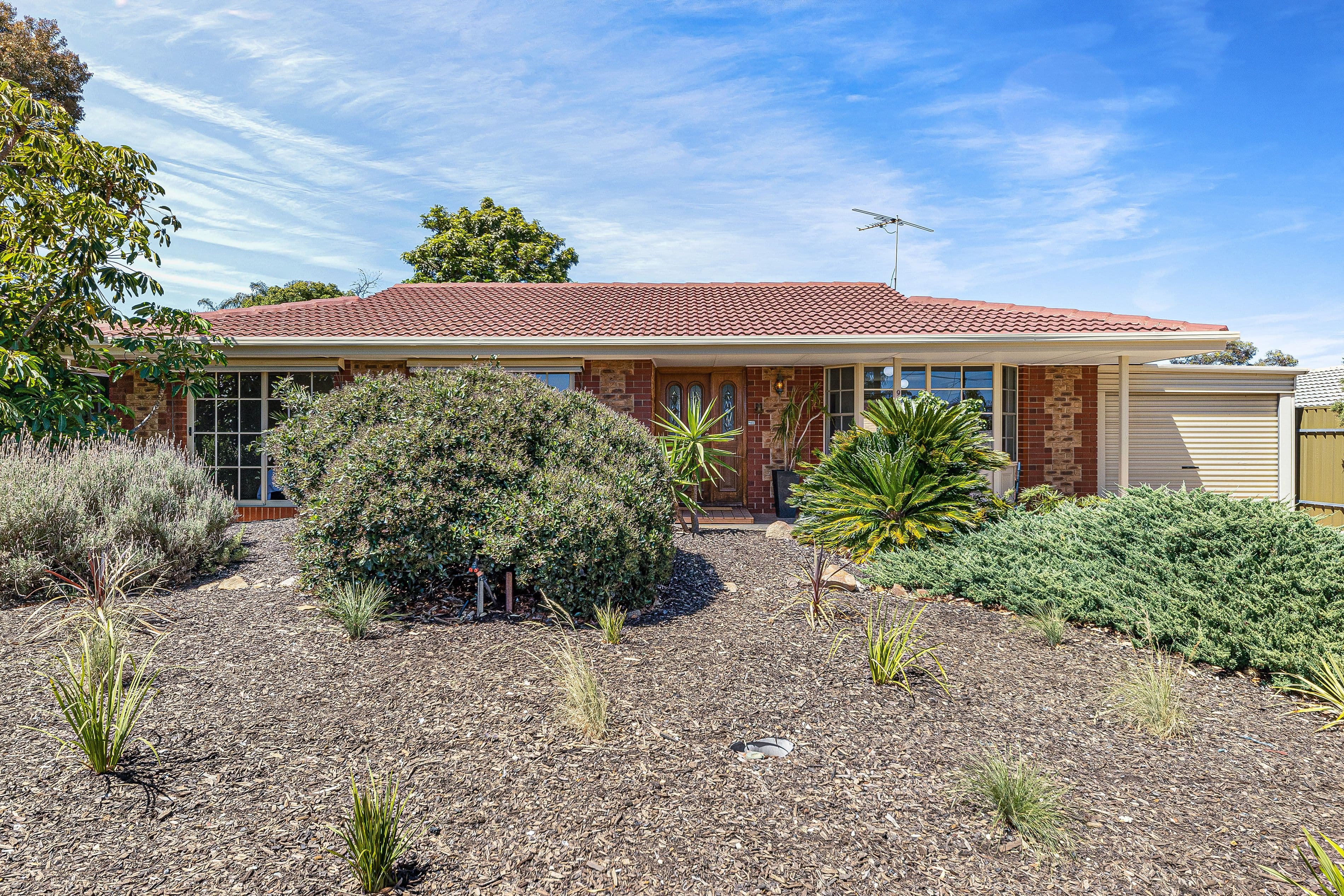 9 Marjorie Street, Gulfview Heights SA 5096, Gulfview Heights - Thumbnail 2