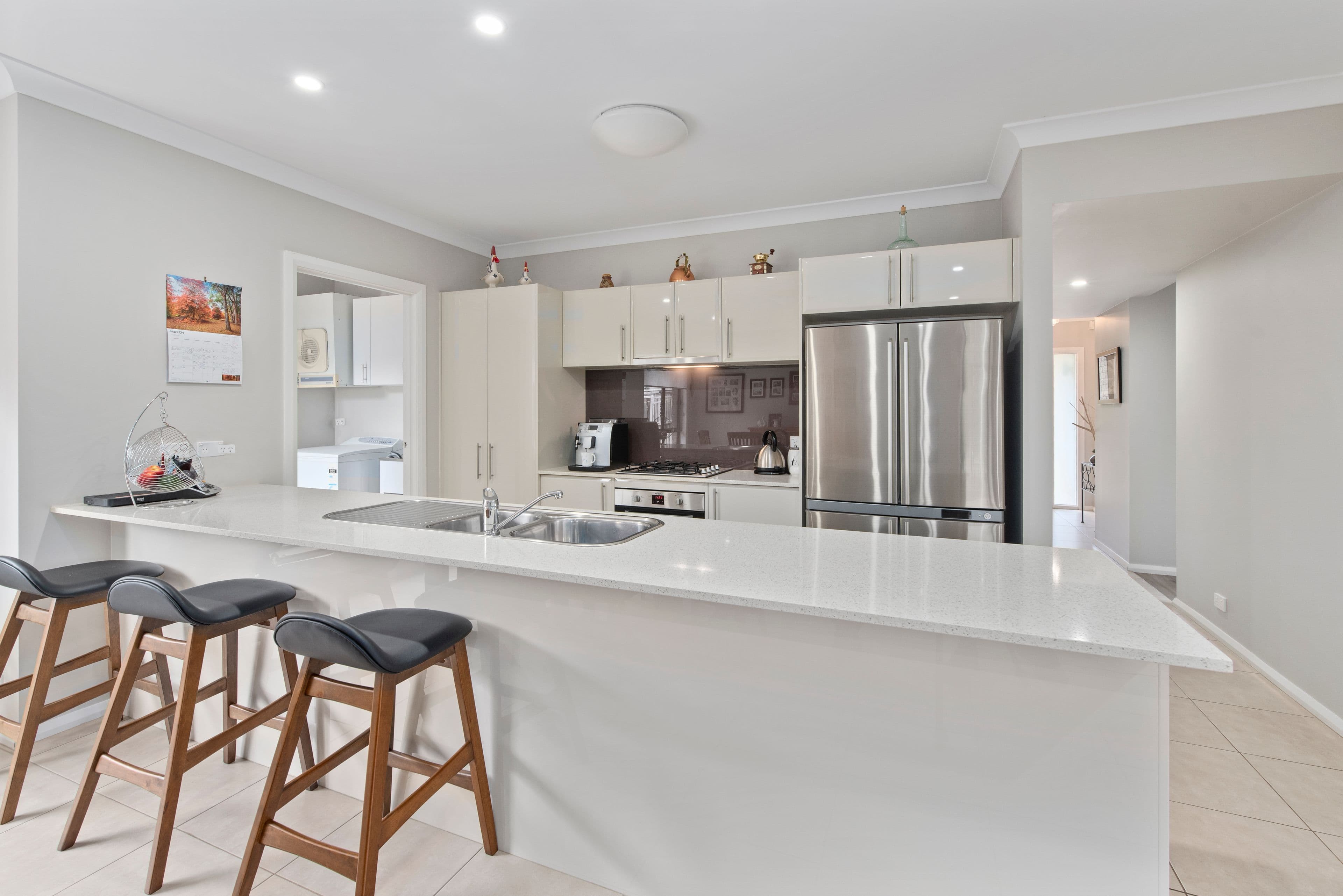 16 Hampshire Boulevard, Spring Farm - Thumbnail 2