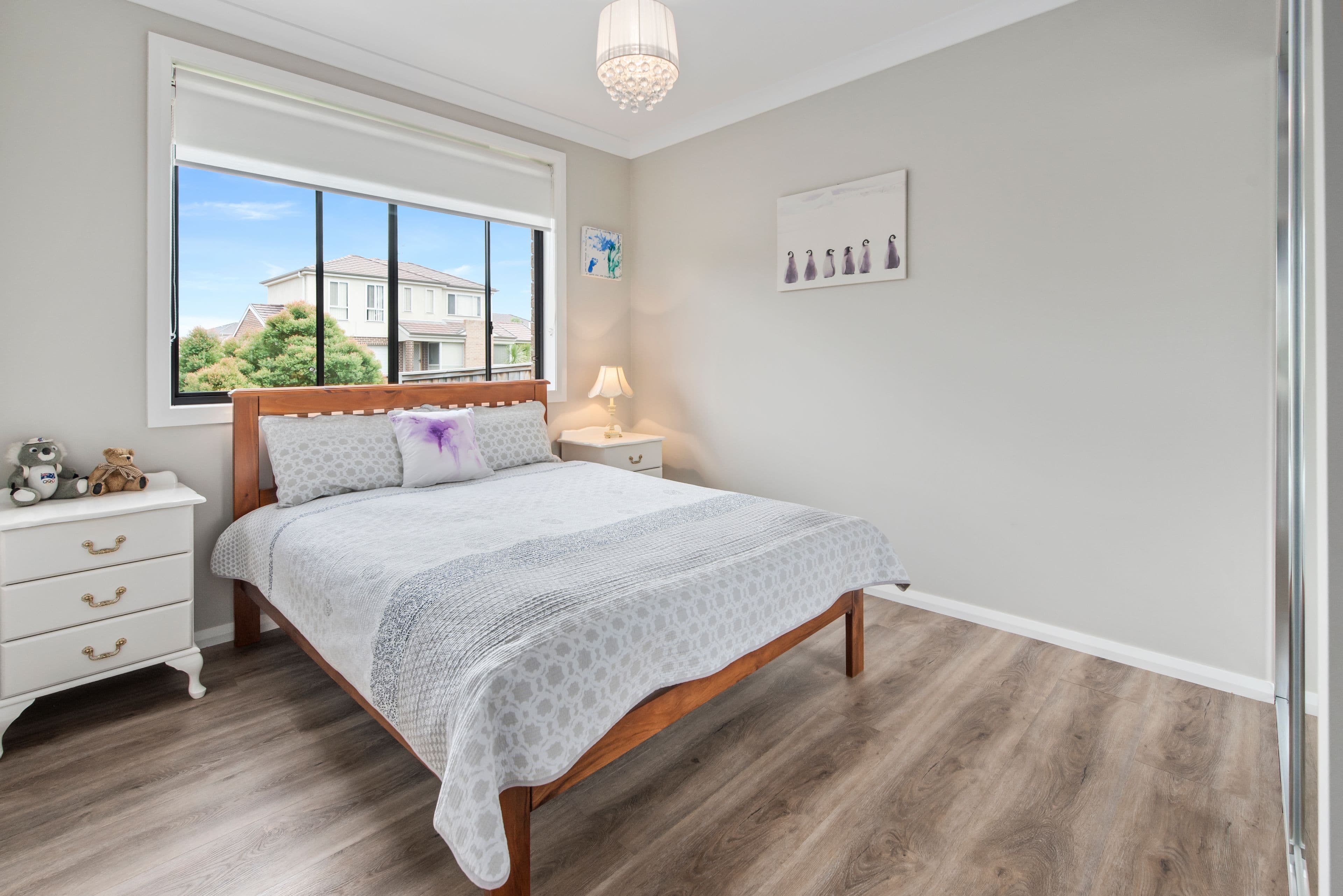 16 Hampshire Boulevard, Spring Farm - Thumbnail 6