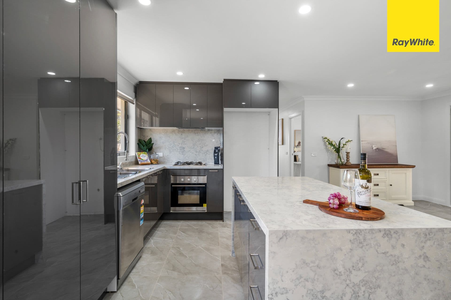 7 Lisa Place, Melton West VIC 3337, Melton West - Thumbnail 4