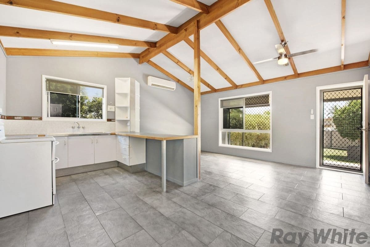 12 Finch Court, Deception Bay QLD 4508, Deception Bay - Thumbnail 2