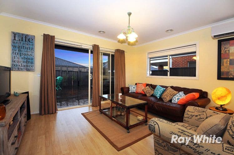 5 Tawleed Grove, Clyde North VIC 3978, Clyde North - Thumbnail 4