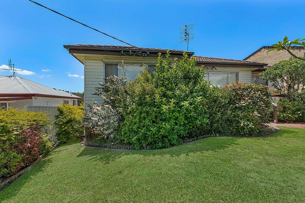 19 Sandra Street, Fennell Bay NSW 2283, Fennell Bay - Thumbnail 2