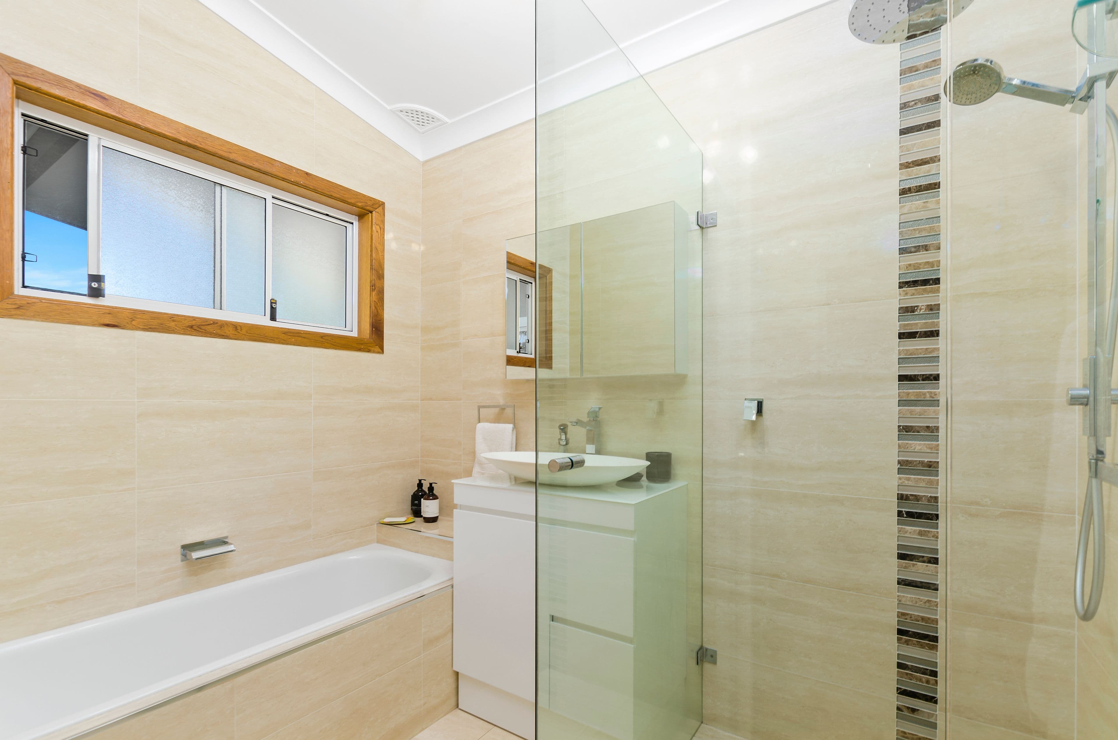 27 Arunta Drive, Thirroul - Thumbnail 7