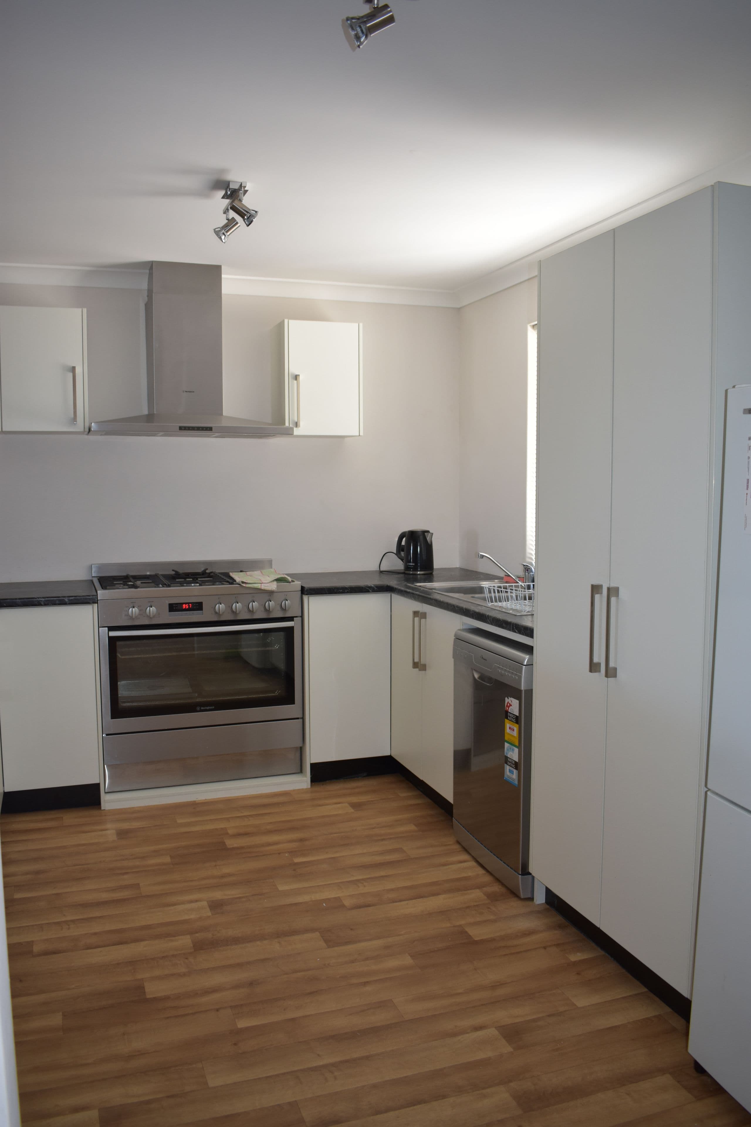 22 Hamelin Avenue, Lancelin WA 6044, Lancelin - Thumbnail 3