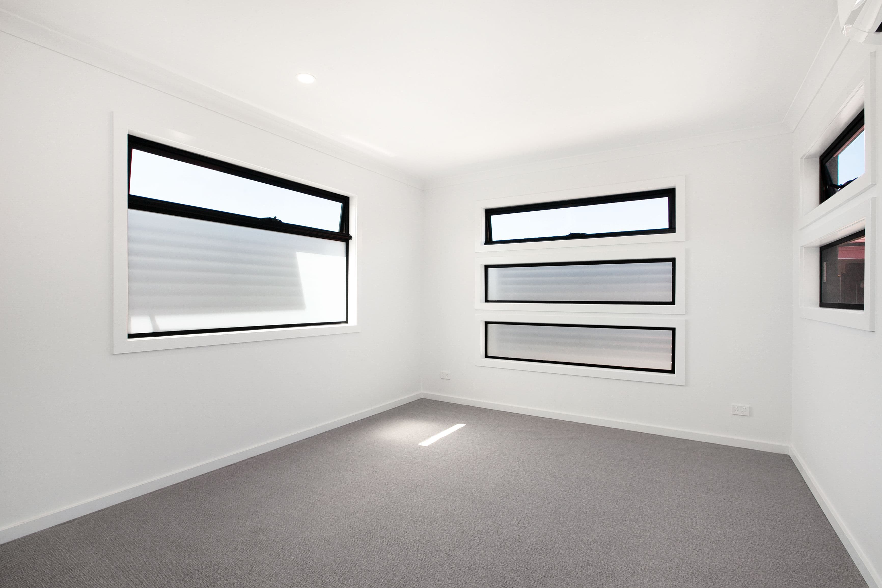 66 Ayr Street, Reservoir VIC 3073, Reservoir - Thumbnail 7