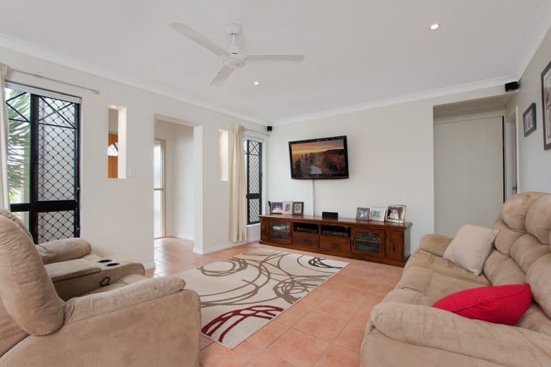 26 Allinga Close, BENTLEY PARK QLD 4869, Bentley Park - Thumbnail 5
