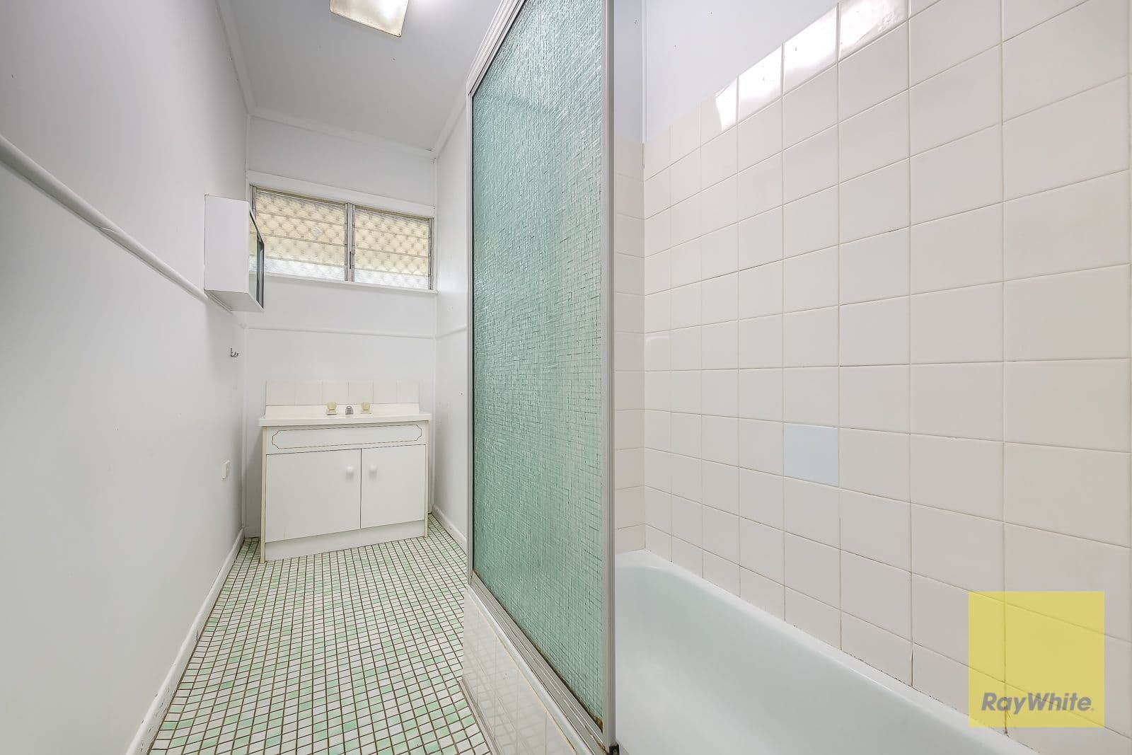 14 Kumbari Avenue, Southport QLD 4215, Southport - Thumbnail 8