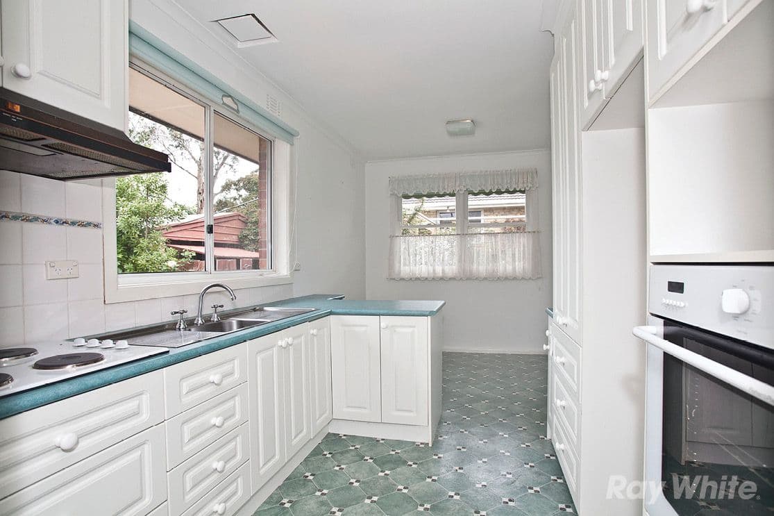 20 Campbell Street, GLEN WAVERLEY VIC 3150, Glen Waverley - Thumbnail 2