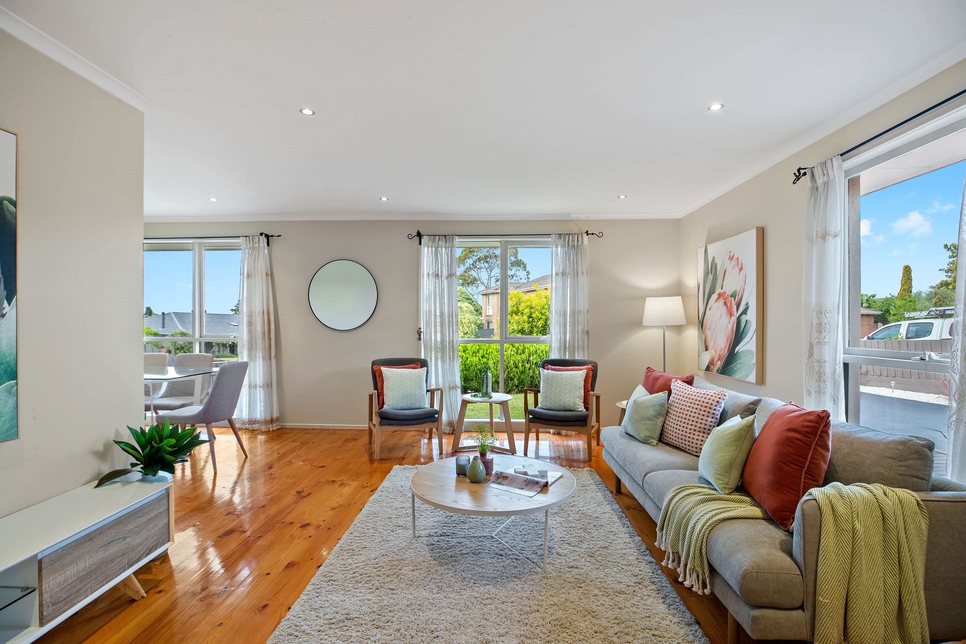 10 Witken Avenue, Wantirna South VIC 3152, Wantirna South - Thumbnail 2