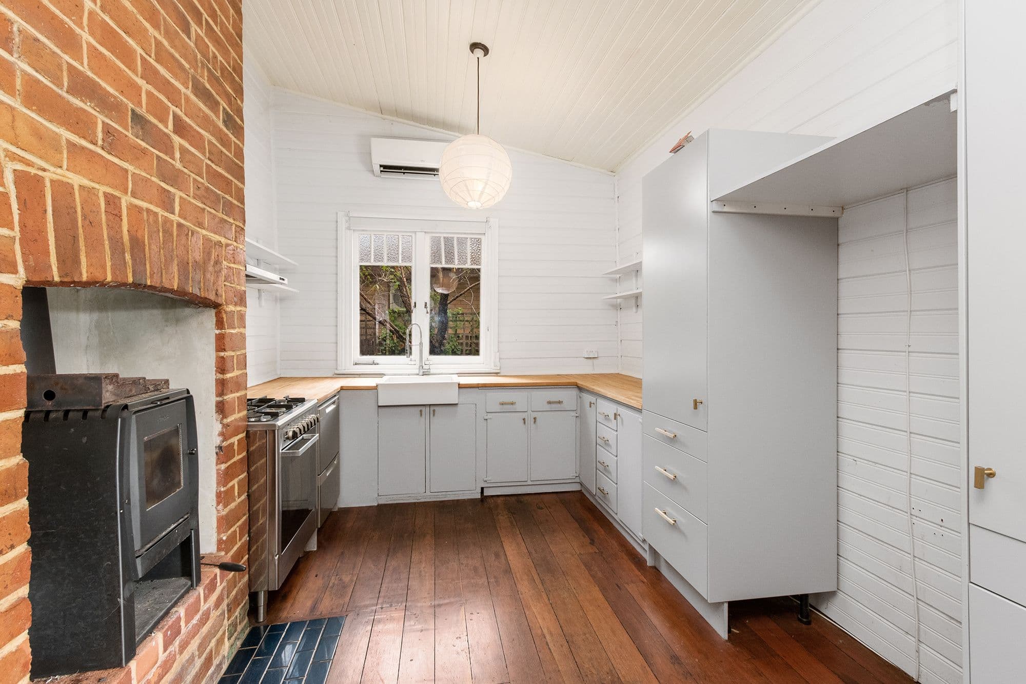 136 Anzac Terrace, Bassendean WA 6054, Bassendean - Thumbnail 5