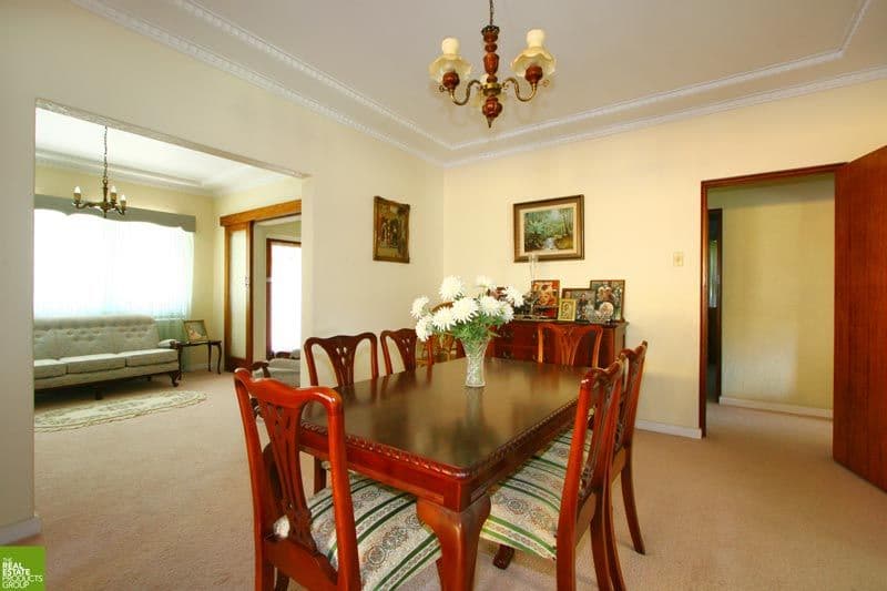 6 St Georges Avenue, FIGTREE NSW 2525, Figtree - Thumbnail 5