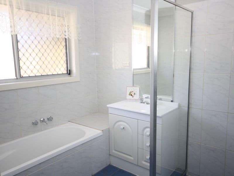 GREENBANK QLD 4124, Greenbank - Thumbnail 5