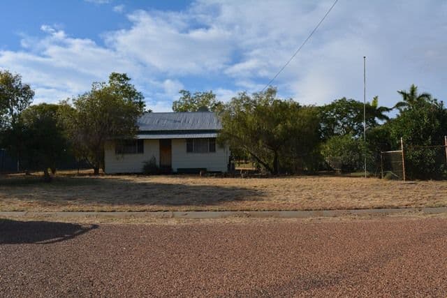 21 Rose Street, Blackall QLD 4472, Blackall - Image 1