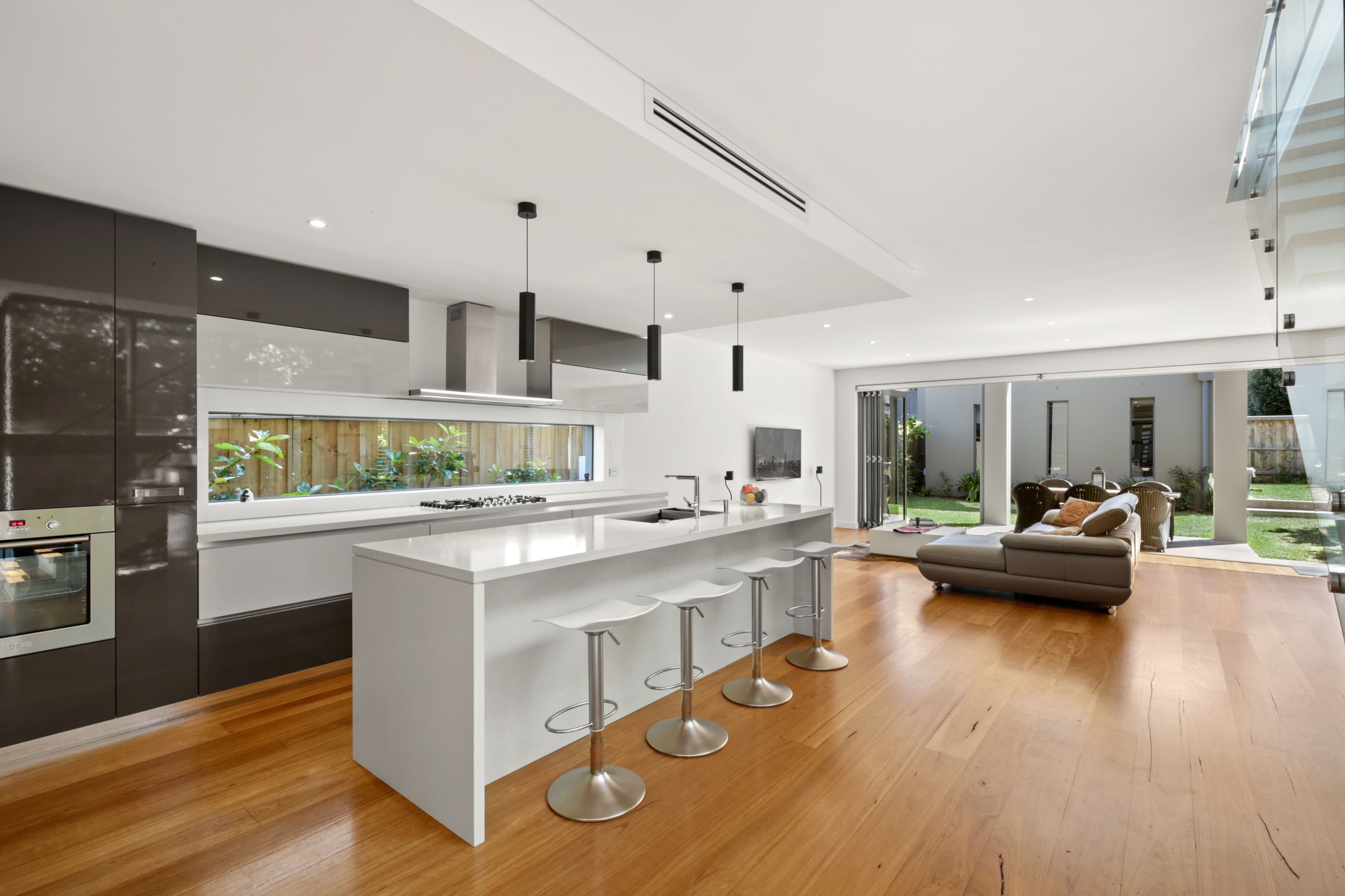32 Salisbury Road, Willoughby - Thumbnail 5