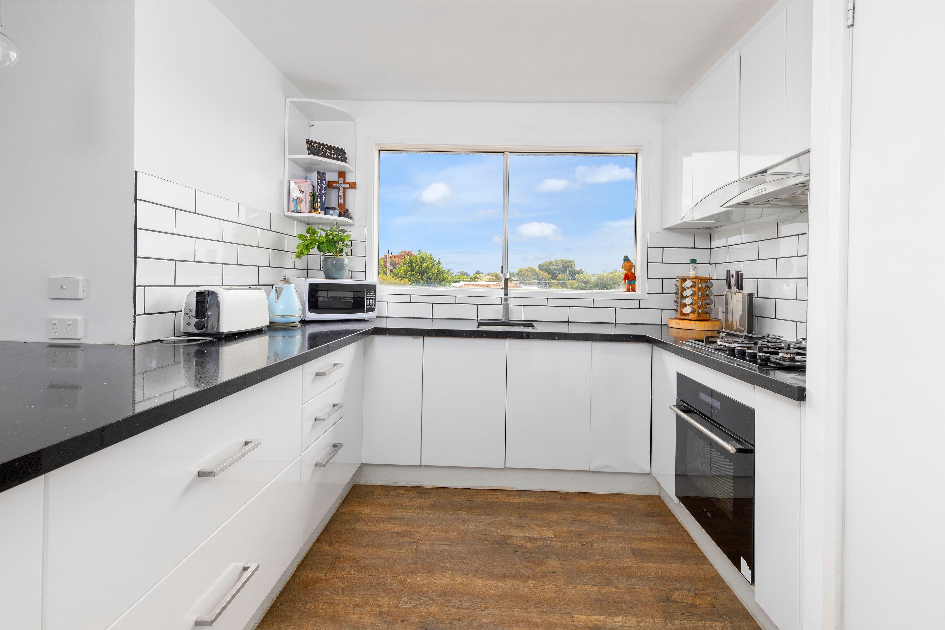 107 Seventh Avenue, Rosebud VIC 3939, Rosebud - Thumbnail 2