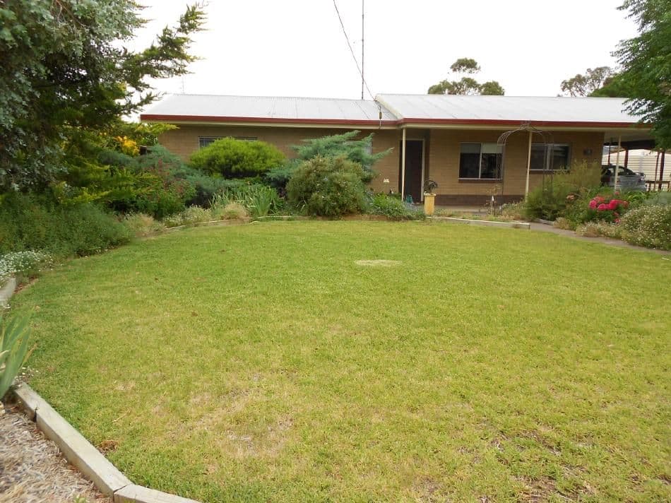 19 Pigeon Flat Road, Bordertown SA 5268, Bordertown - Image 1