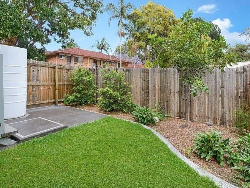 49 Birdwood Road, Holland Park West QLD 4121, Holland Park West - Thumbnail 2